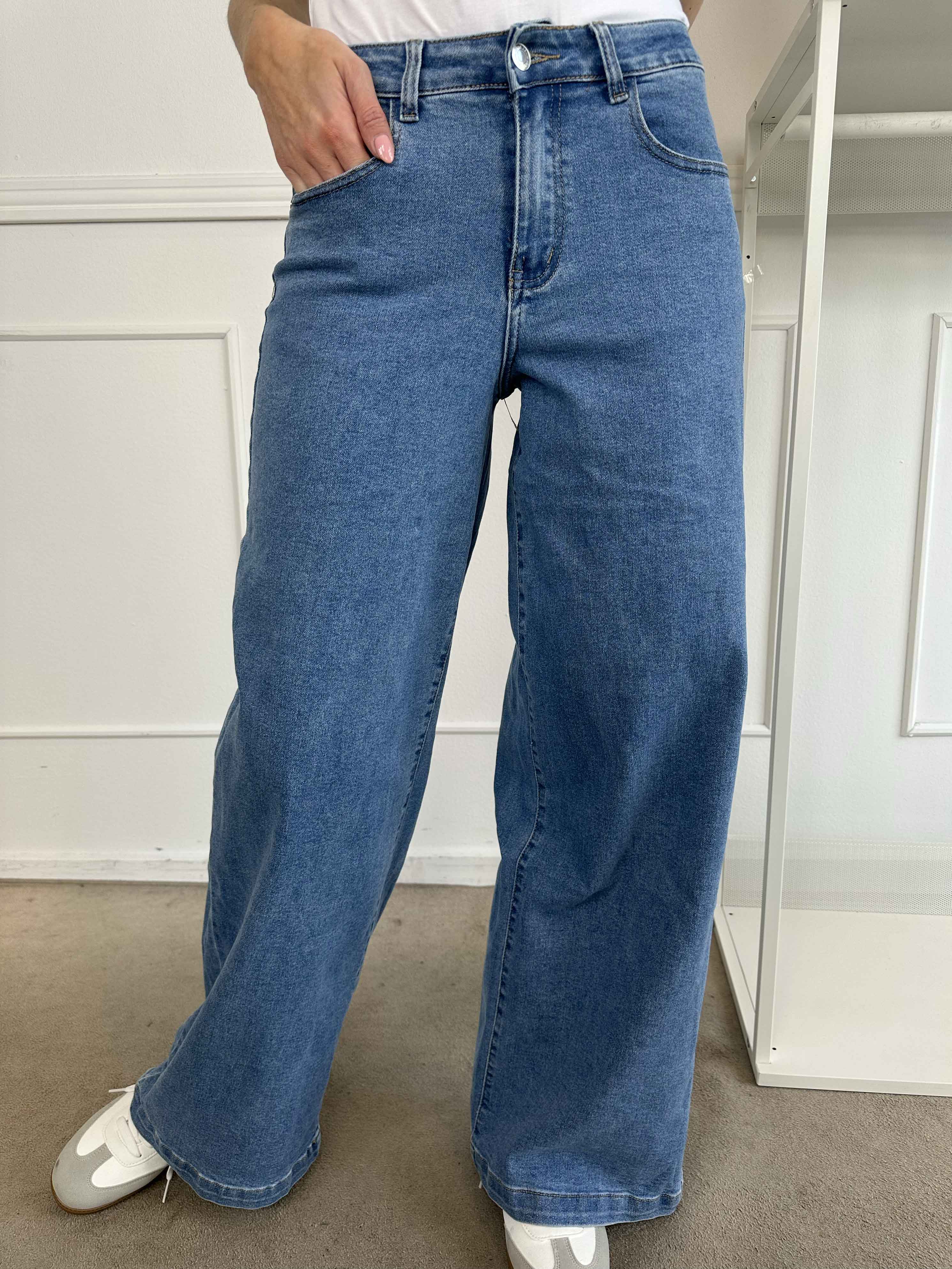 Seline - Jeans med vida ben och stretch